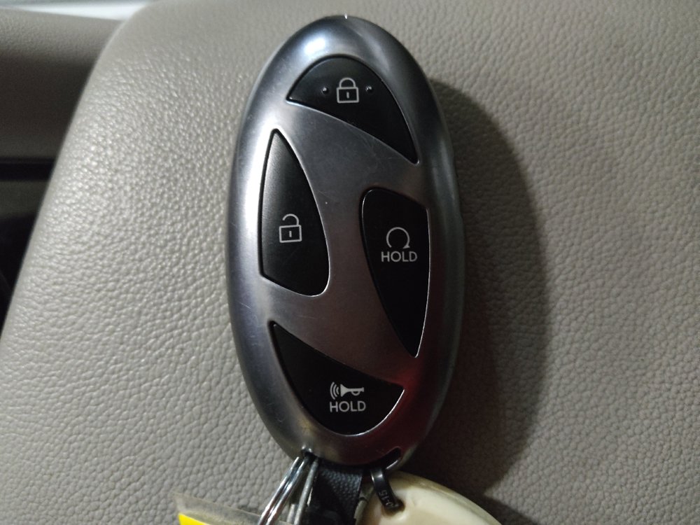 Used 2025 Hyundai Elantra Limited FWD image 32