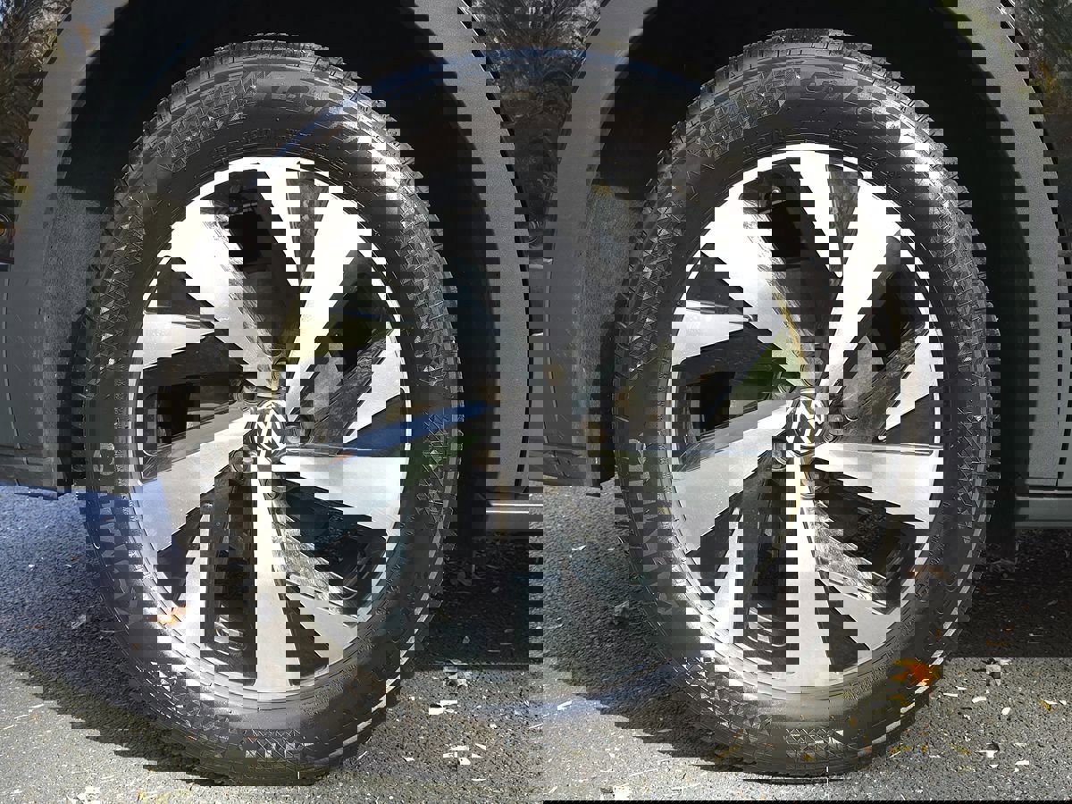 Used 2023 Volkswagen ID.4 Pro image 51