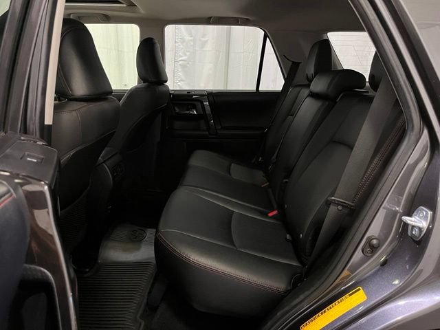 Certified 2019 Toyota 4Runner TRD Off-Road Premium AWD/4WD image 11
