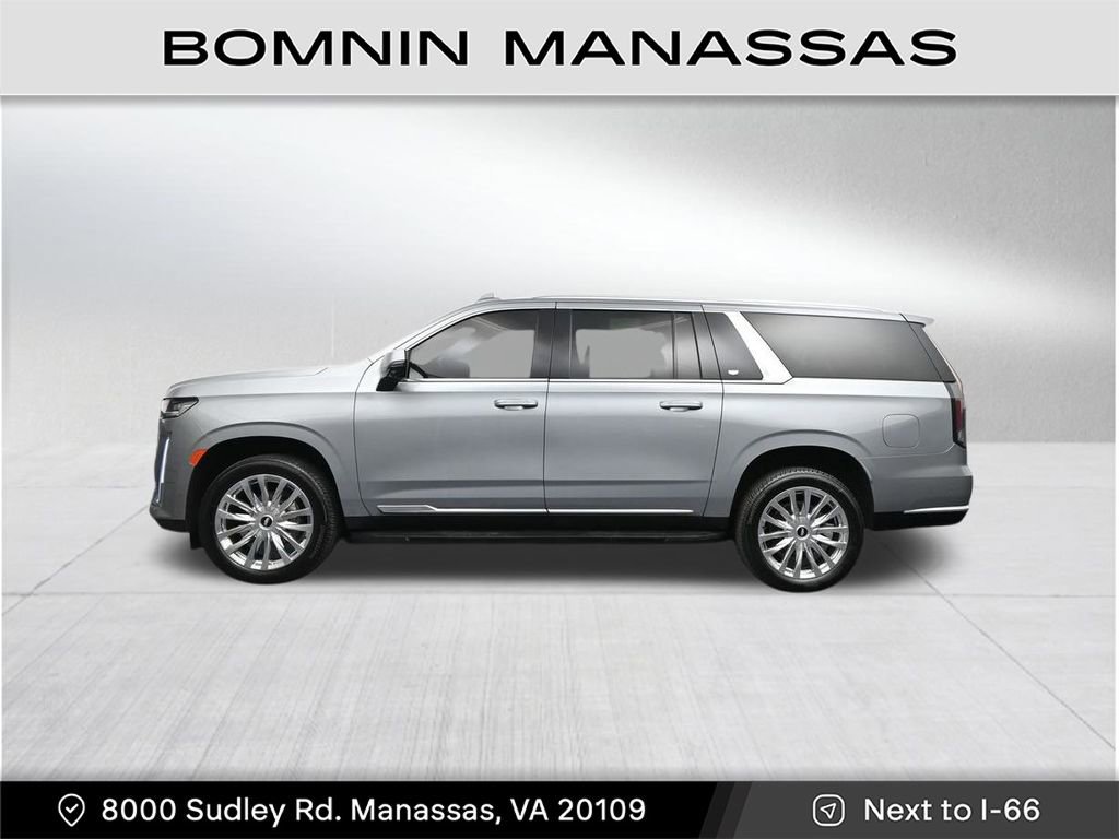 Used 2024 Cadillac Escalade ESV Premium Luxury AWD/4WD image 2