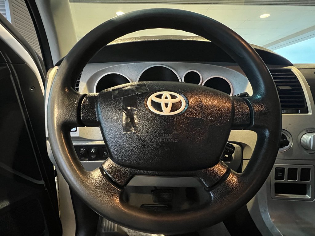 Used 2009 Toyota Tundra 4x4 CrewMax image 19