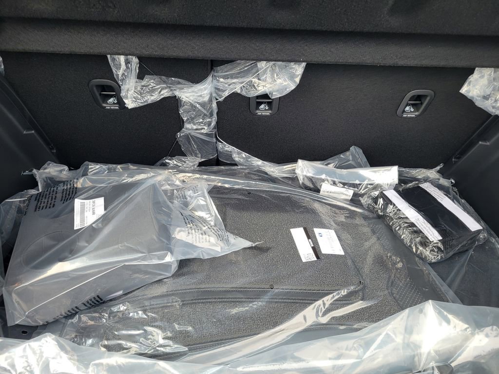 New 2025 Hyundai Venue SEL image 33