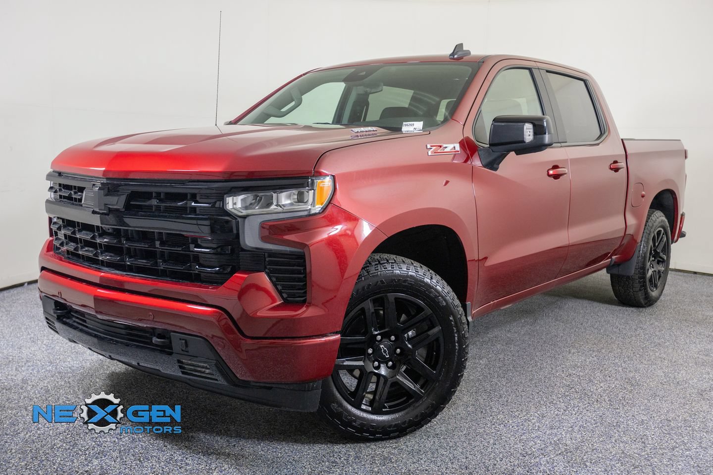 Used 2025 Chevrolet Silverado 1500 RST w/ RST All Star Premium Package AWD/4WD image 3