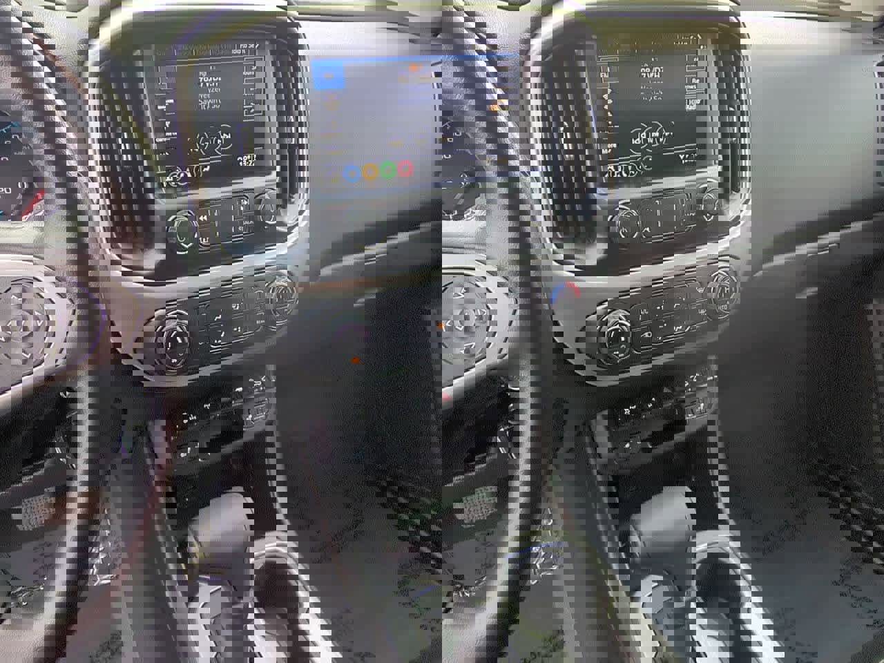 Used 2019 Chevrolet Colorado ZR2 image 27