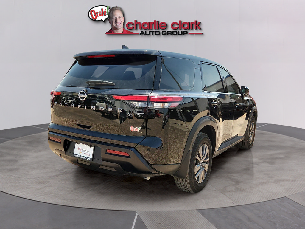 Used 2026 Nissan Pathfinder S FWD image 5