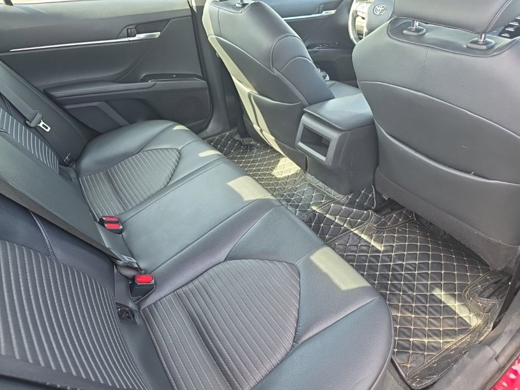 Used 2018 Toyota Camry SE FWD image 15