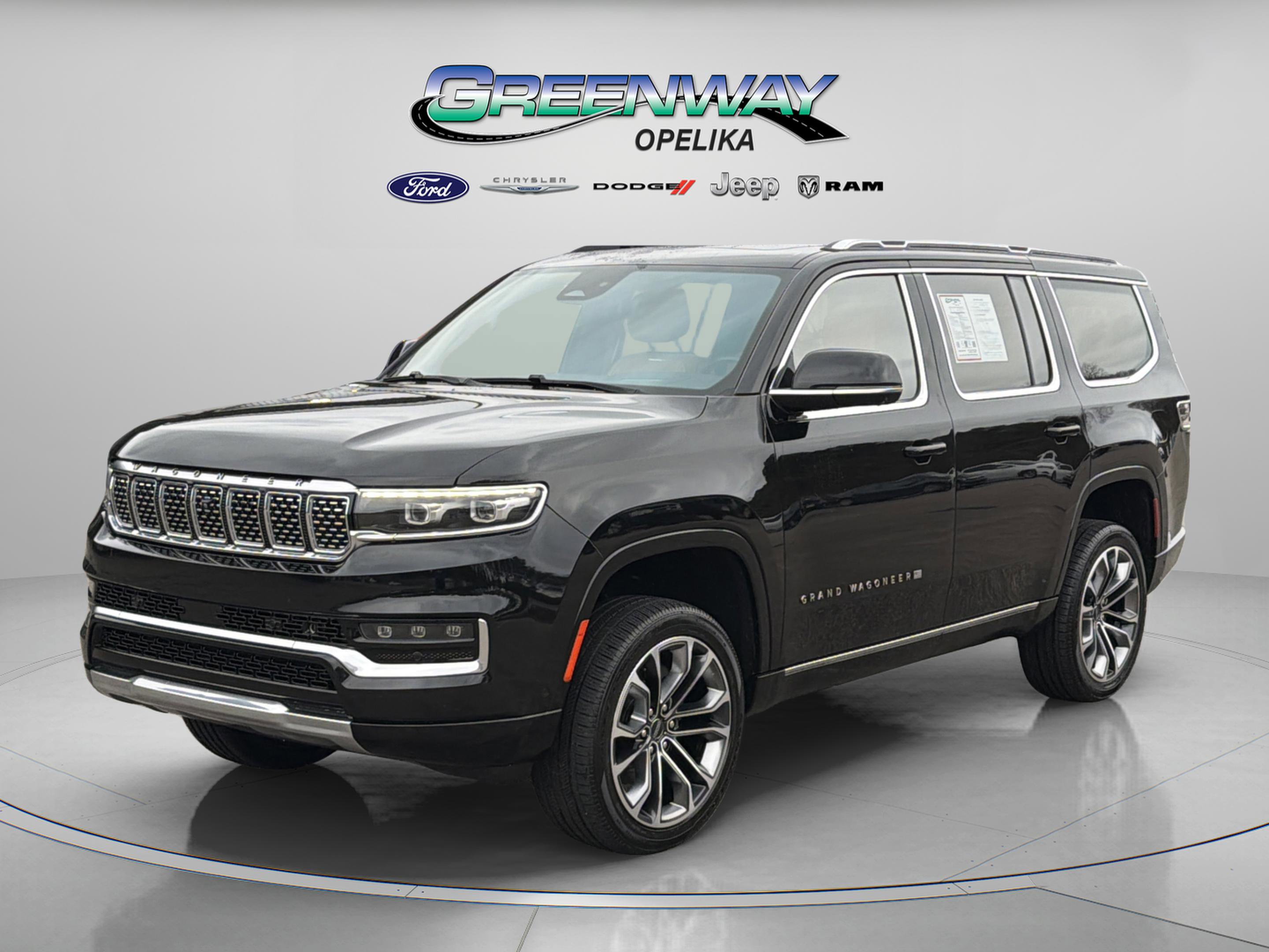 Used 2022 Jeep Grand Wagoneer Series III w/ Flexible Seating Group image 3