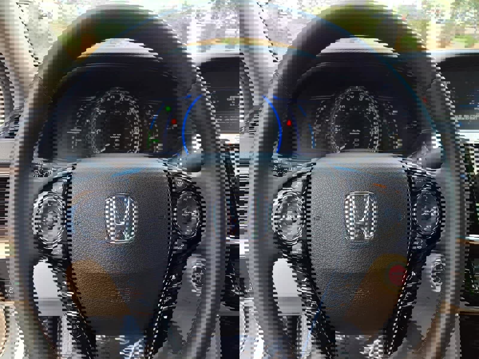 Used 2017 Honda Accord Touring image 34