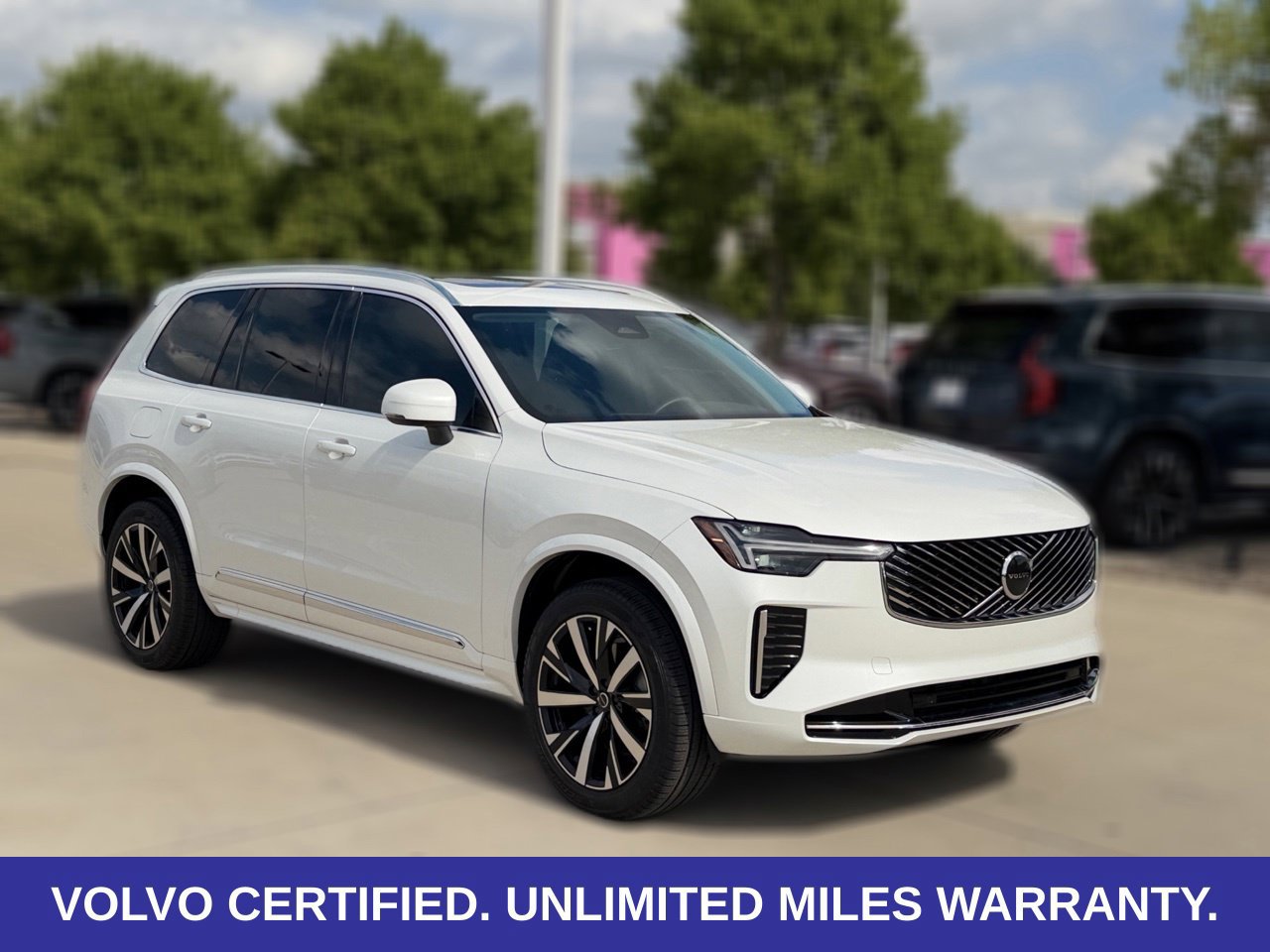 Certified 2025 Volvo XC90 B5 Core AWD/4WD image 5