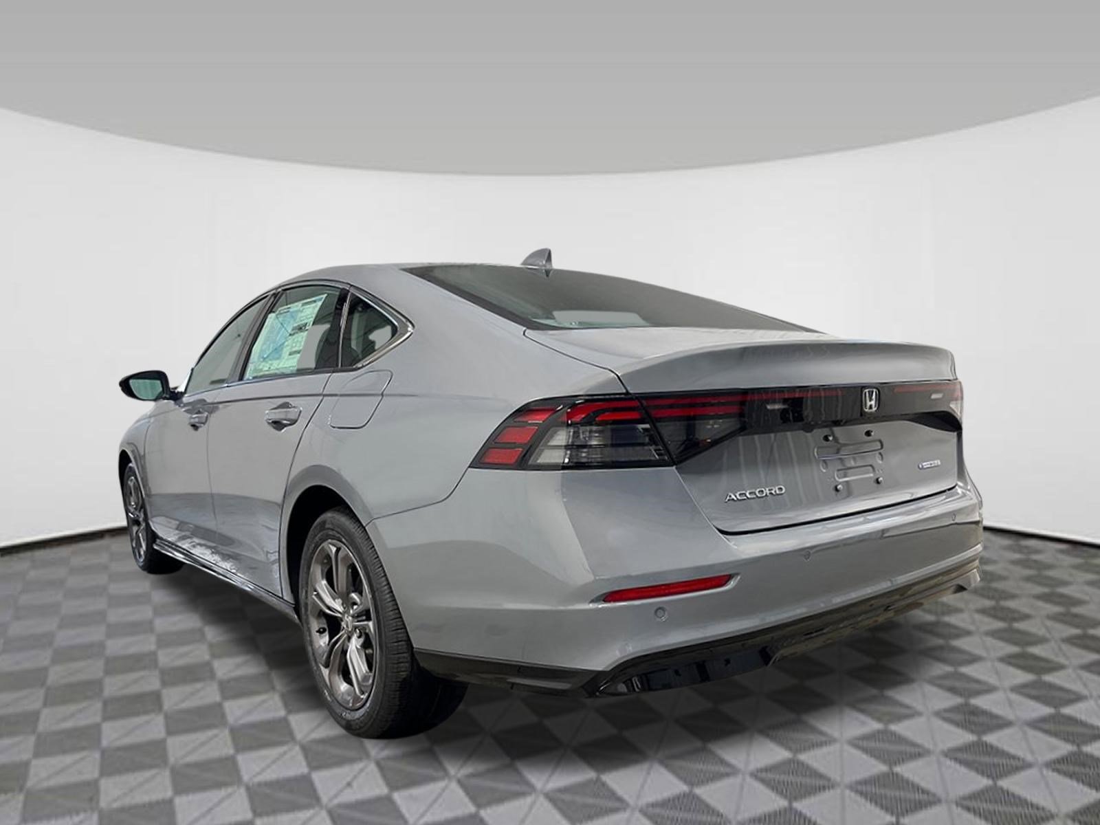 New 2026 Honda Accord EX-L image 4