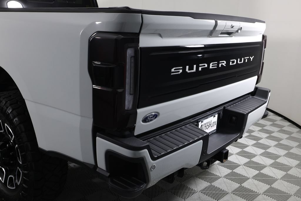 Used 2025 Ford F250 Platinum AWD/4WD image 57