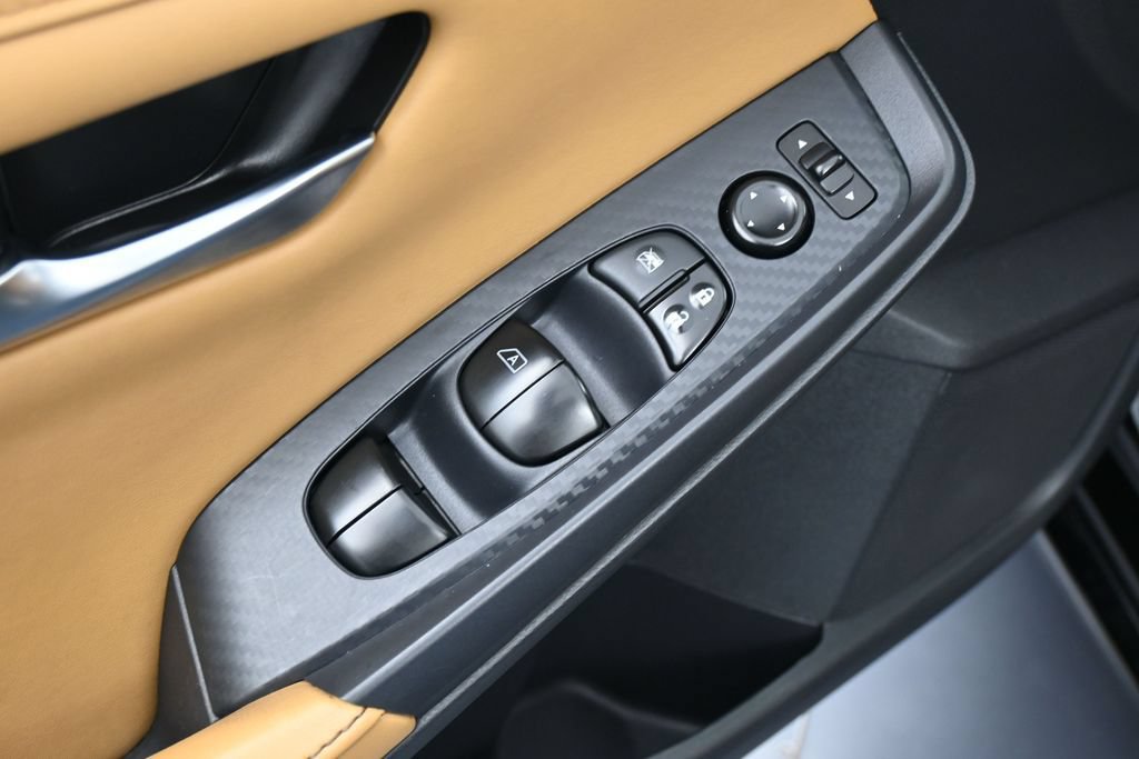Used 2023 Nissan Sentra SV w/ SV Premium Package FWD image 14