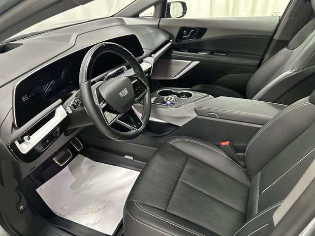 Certified 2025 Cadillac Optiq Sport 2 w/ LPO, Floor Liner Package image 15