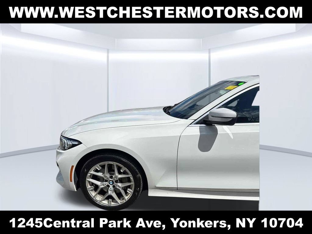 Used 2025 BMW 330i xDrive Sedan AWD/4WD image 9
