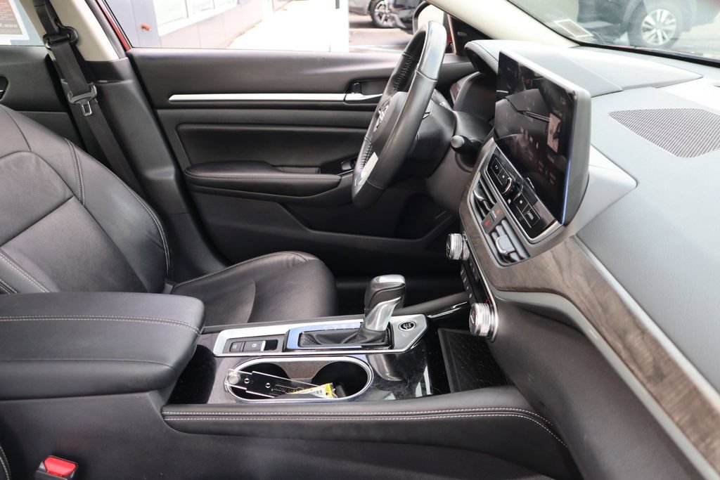 Certified 2025 Nissan Altima 2.5 SL AWD/4WD image 25