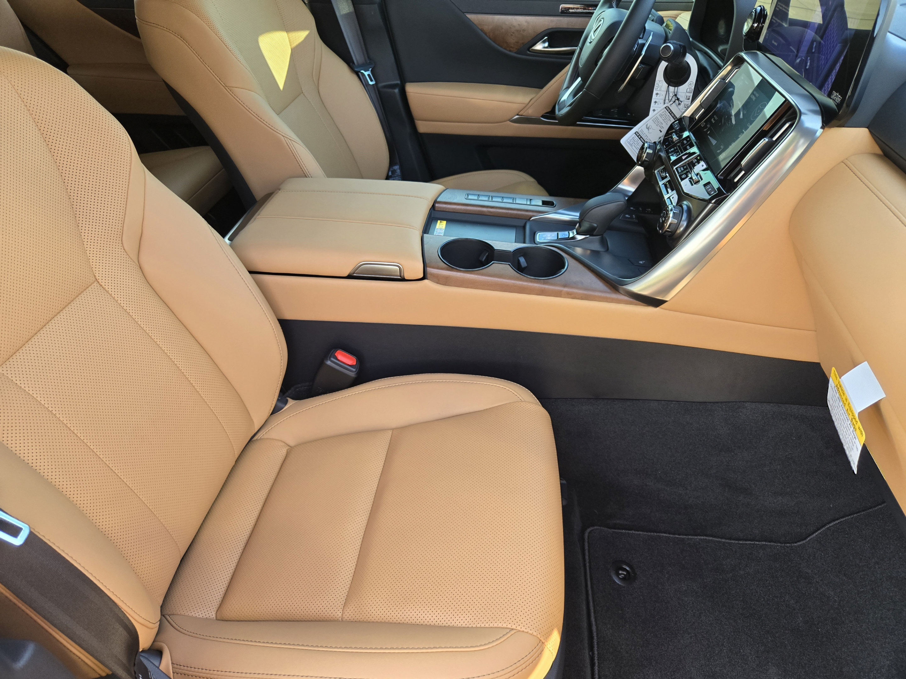 New 2026 Lexus LX 700h Luxury AWD/4WD image 6