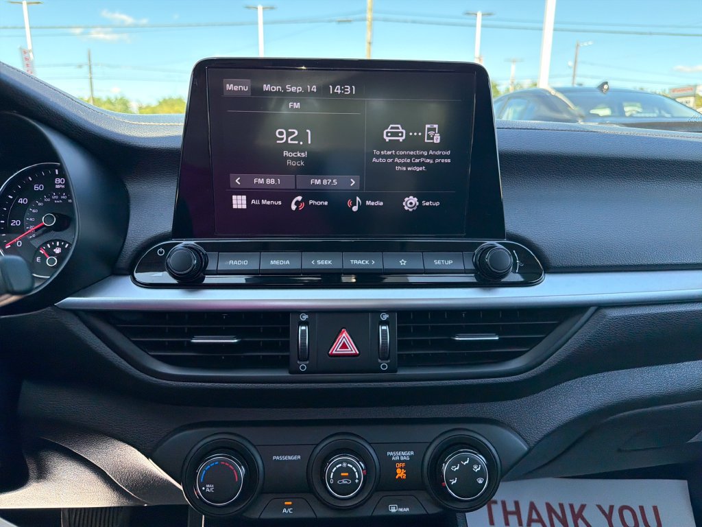 Used 2022 Kia Forte LXS w/ LXS Technology Package FWD image 23