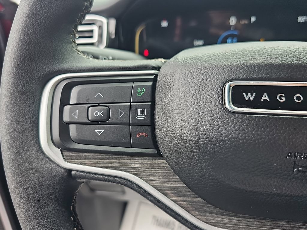 Used 2022 Jeep Wagoneer Series III w/ Flexible Seating Group AWD/4WD image 17