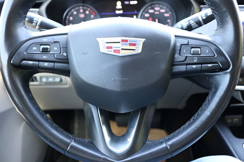 Used 2019 Cadillac XT4 Premium Luxury w/ Technology Package image 19