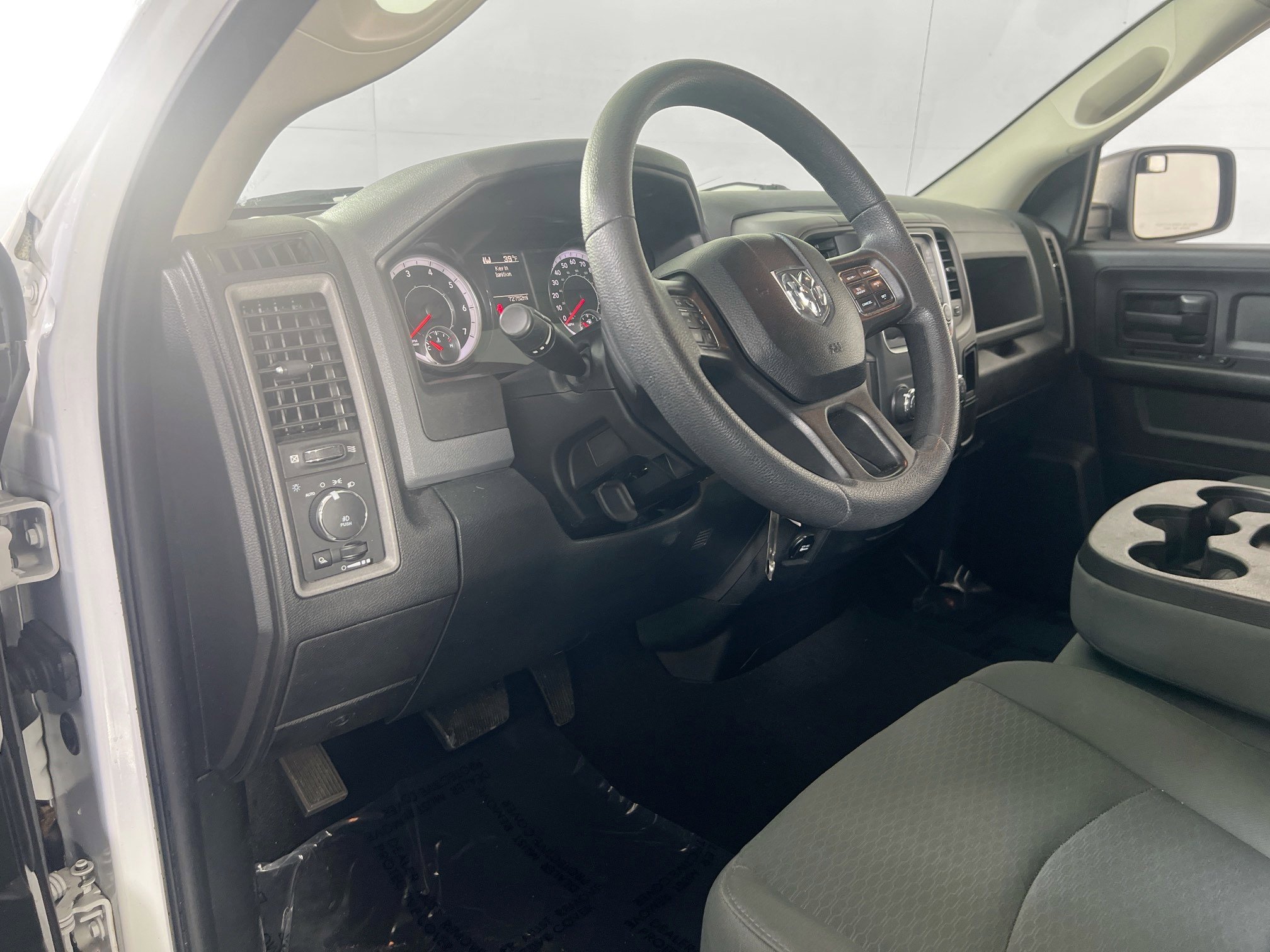 Used 2018 RAM 1500 Express image 9