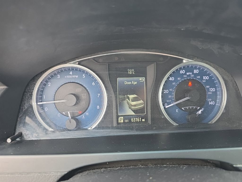 Used 2016 Toyota Camry XLE FWD image 9