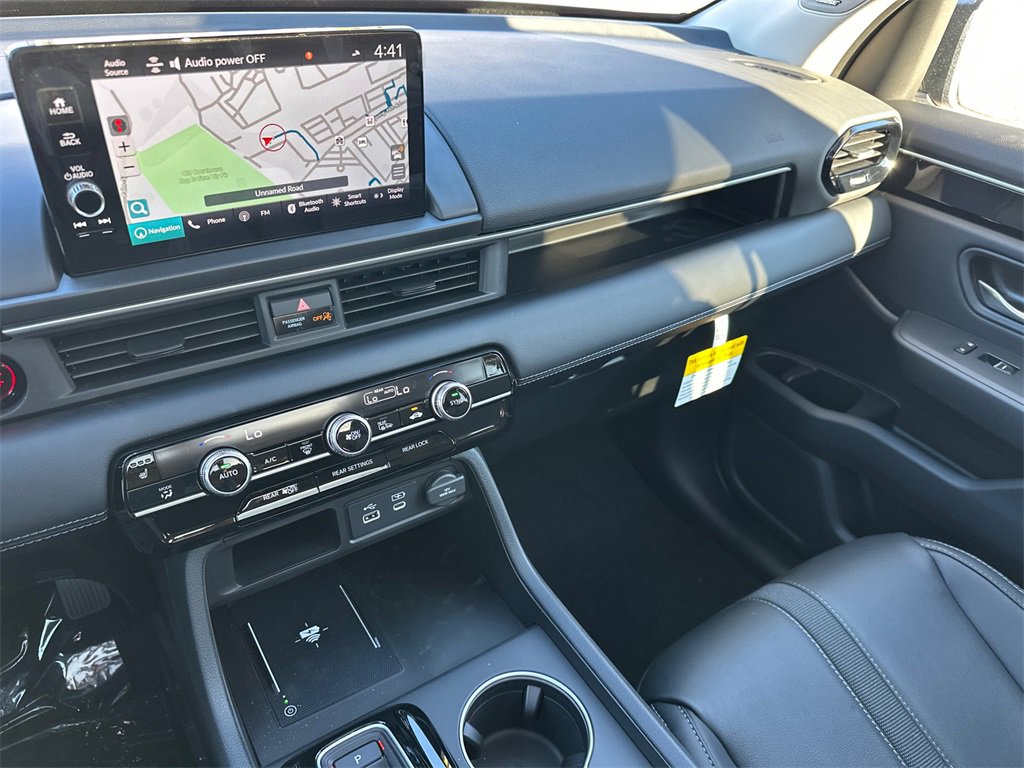 New 2025 Honda Pilot Touring image 26