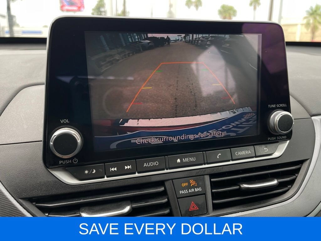 Used 2023 Nissan Altima 2.5 SR FWD image 9