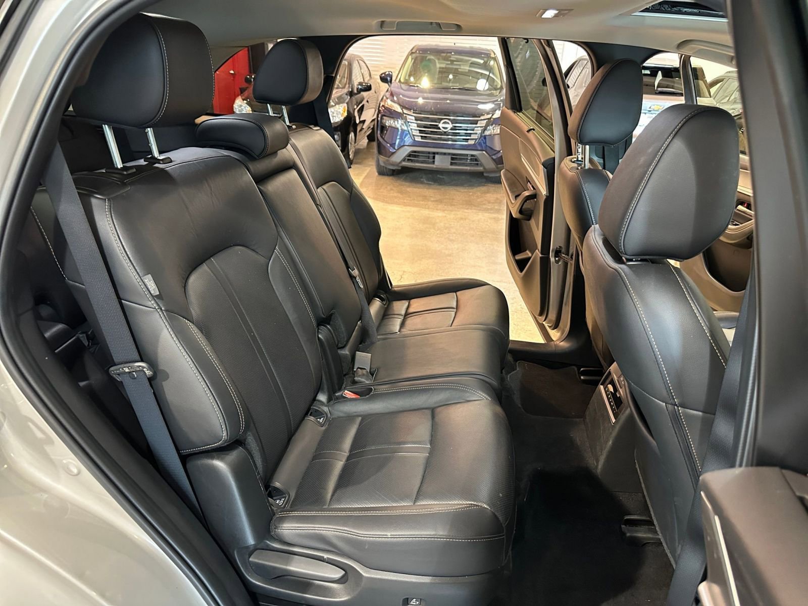 Used 2025 MAZDA CX-90 3.3 Turbo w/ Preferred Package AWD/4WD image 40
