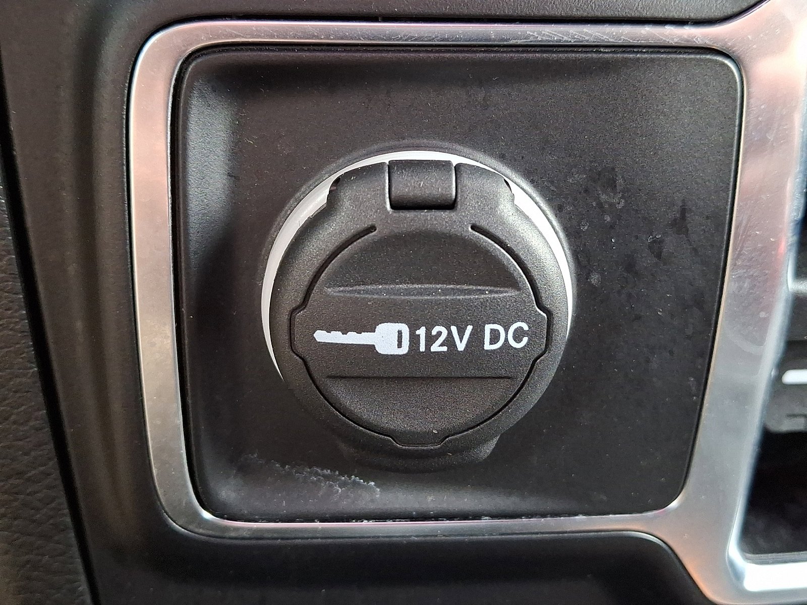 Used 2023 Jeep Wrangler Unlimited AWD/4WD image 23