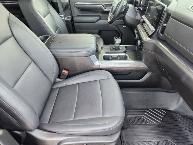 Used 2024 Chevrolet Silverado 1500 LTZ AWD/4WD image 10