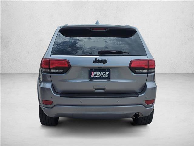 Used 2020 Jeep Grand Cherokee Altitude RWD image 6