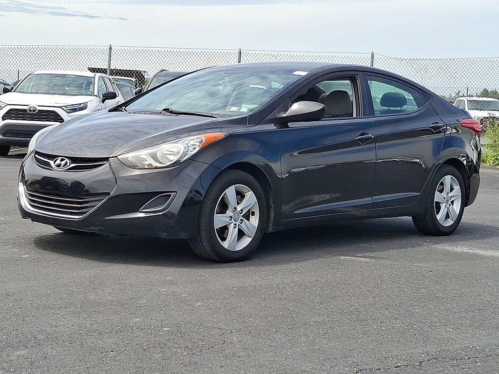 Used 2011 Hyundai Elantra GLS w/ Preferred Equipment Pkg 3 FWD image 3