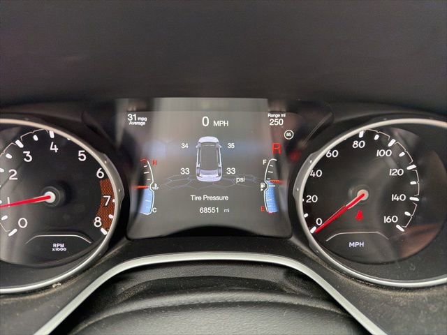 Used 2019 Jeep Compass Latitude w/ Popular Equipment Group AWD/4WD image 13