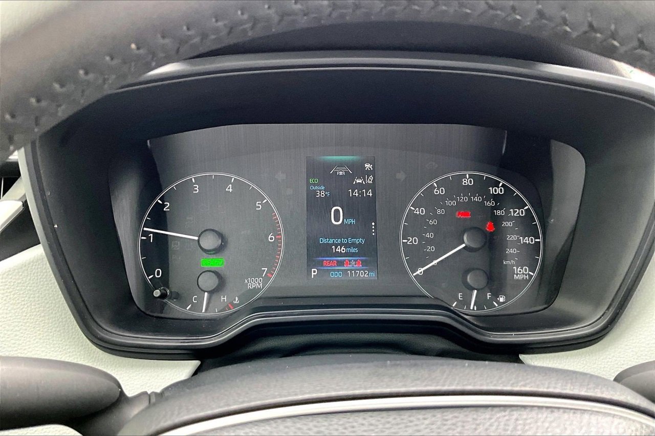 Used 2024 Toyota Corolla LE image 10