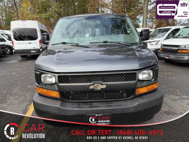 Used 2017 Chevrolet Express 2500 image 2