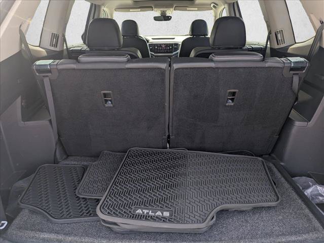 Used 2022 Volkswagen Atlas SEL AWD/4WD image 6
