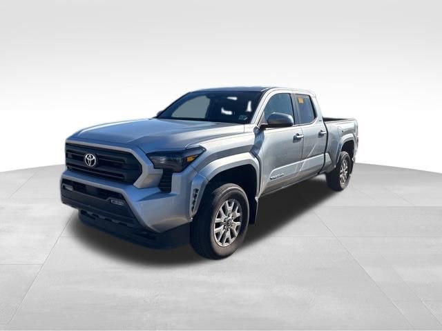 Used 2025 Toyota Tacoma SR5