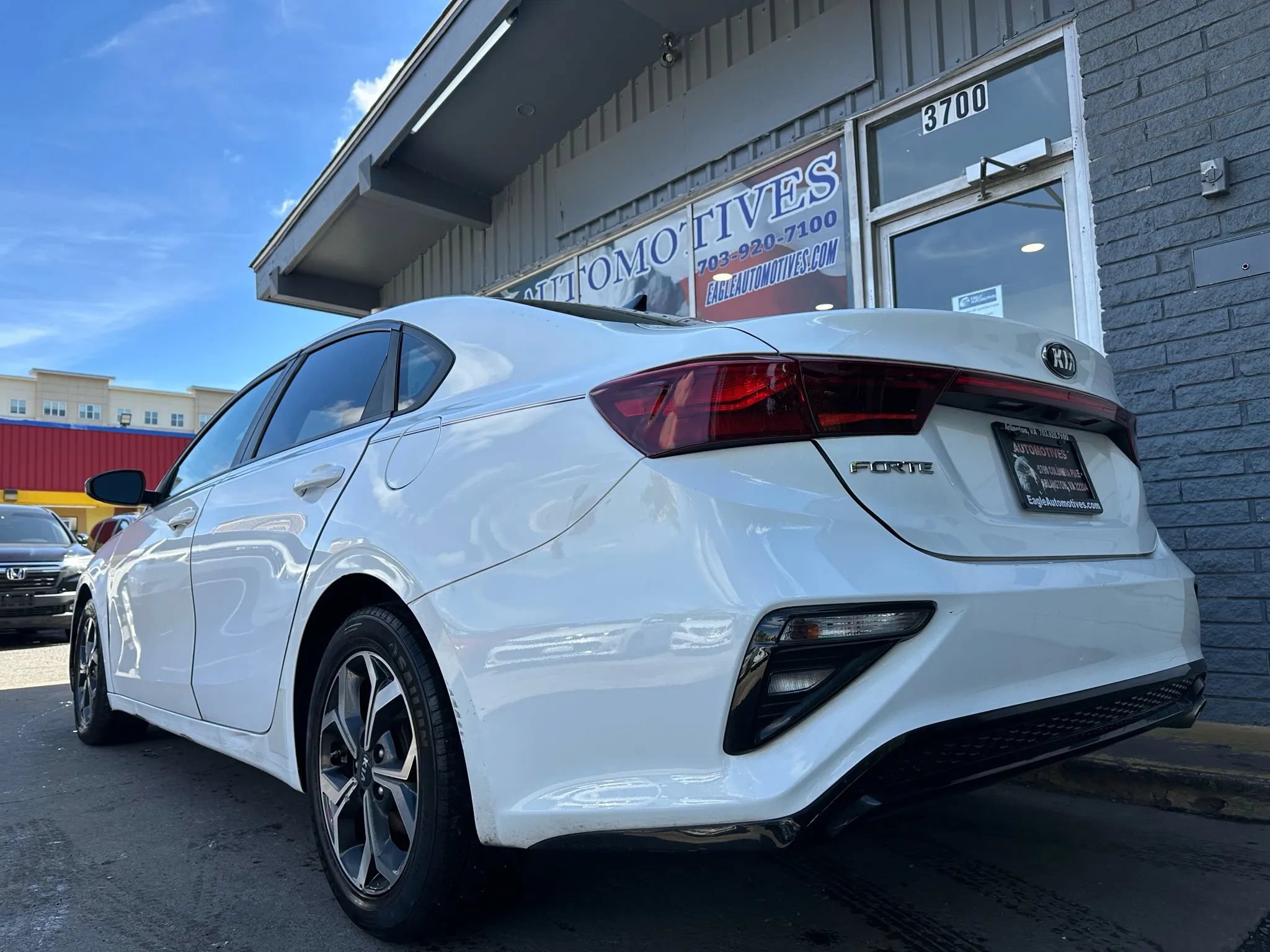 Used 2021 Kia Forte LXS FWD image 3