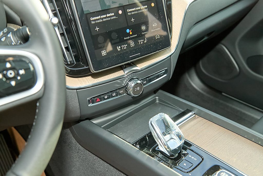 New 2026 Volvo XC60 B5 Core image 15