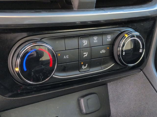 Used 2024 Buick Encore GX Sport Touring image 21