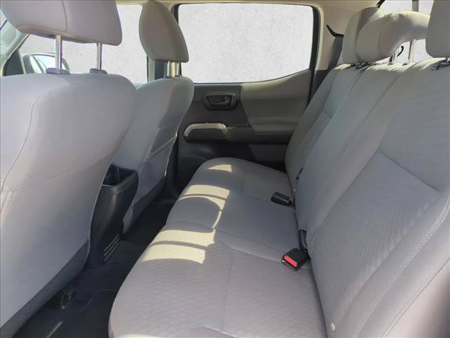 Used 2020 Toyota Tacoma SR5 RWD image 17