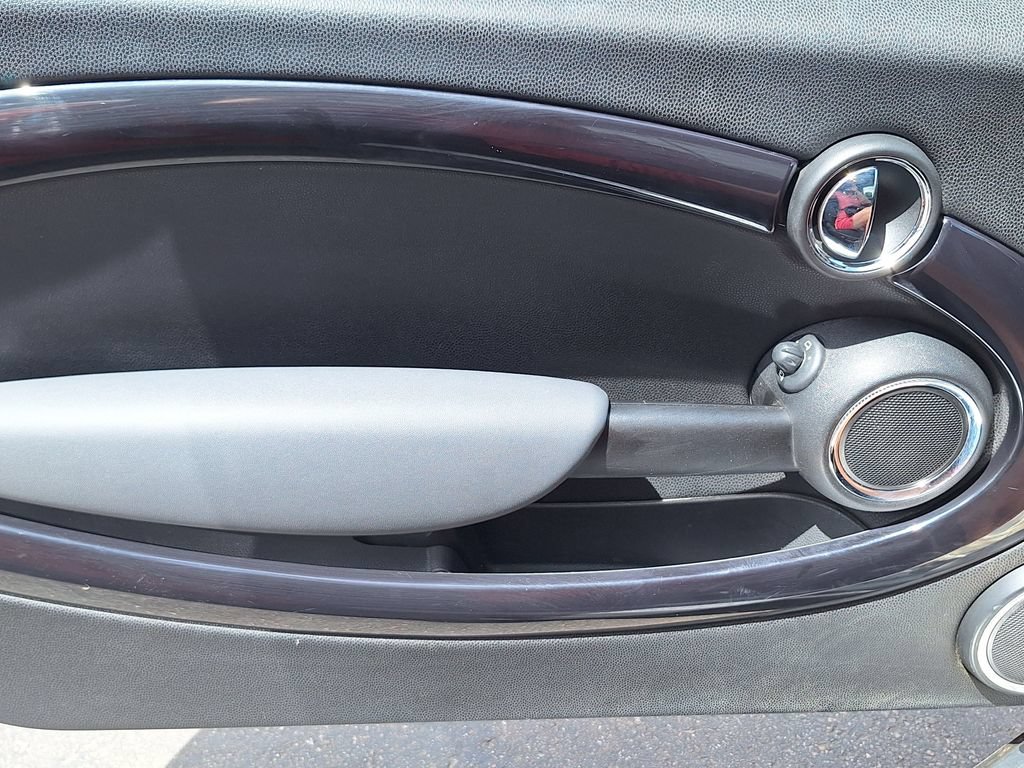 Used 2010 MINI Cooper Clubman S FWD image 9
