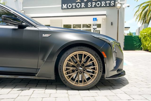 Used 2025 Cadillac CT5 V Blackwing w/ Carbon Fiber 2 Package RWD image 34