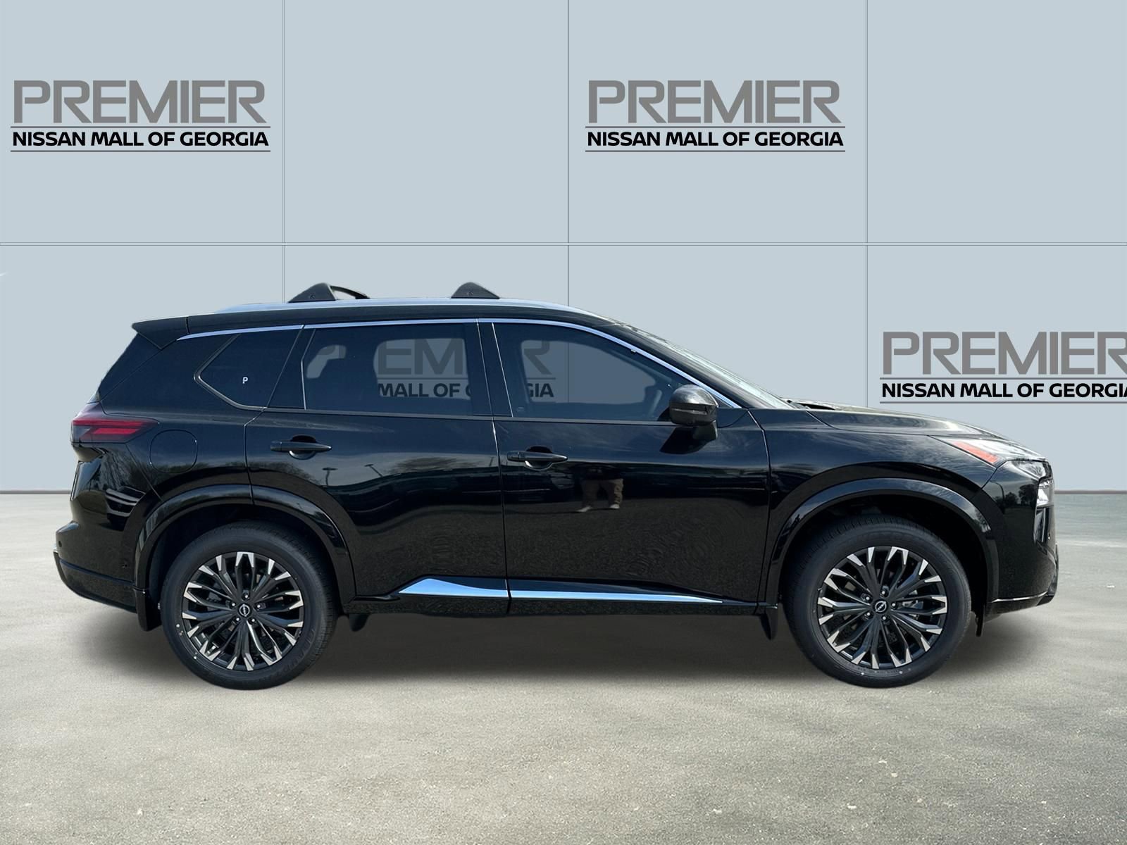 New 2026 Nissan Rogue Platinum w/ Platinum Premium Package image 4