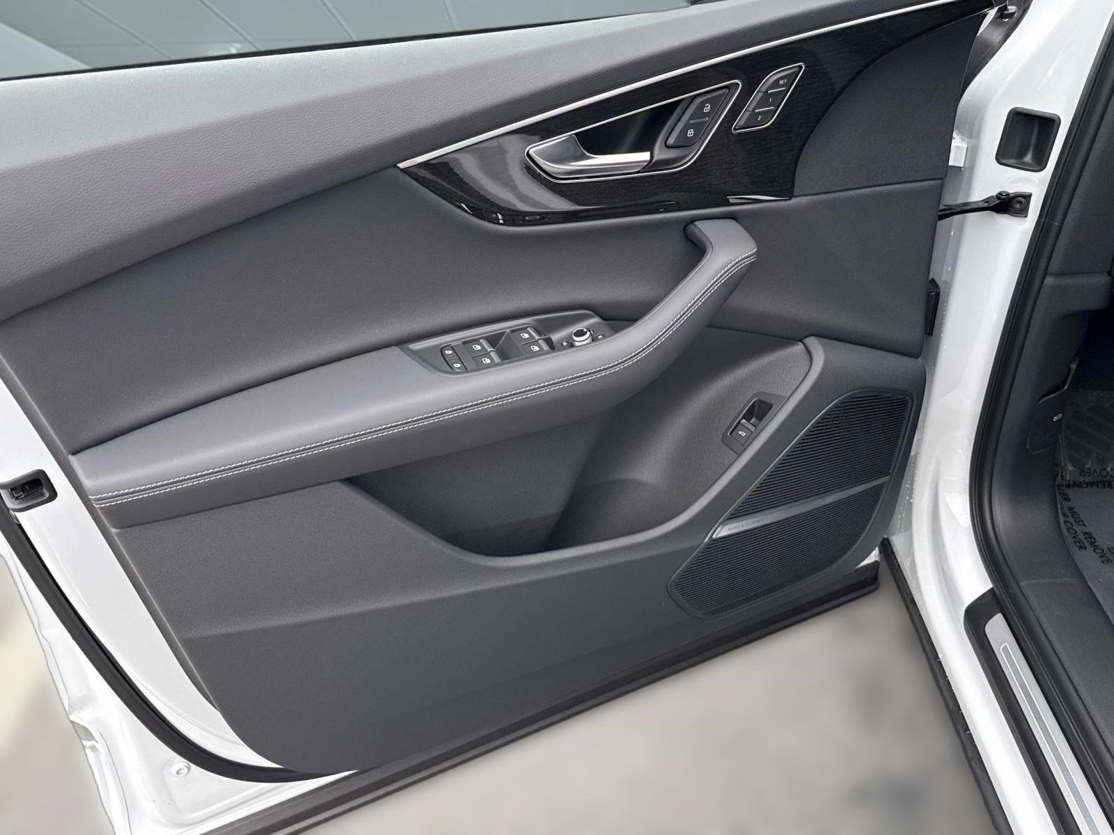 New 2025 Audi Q7 3.0T Premium Plus image 14