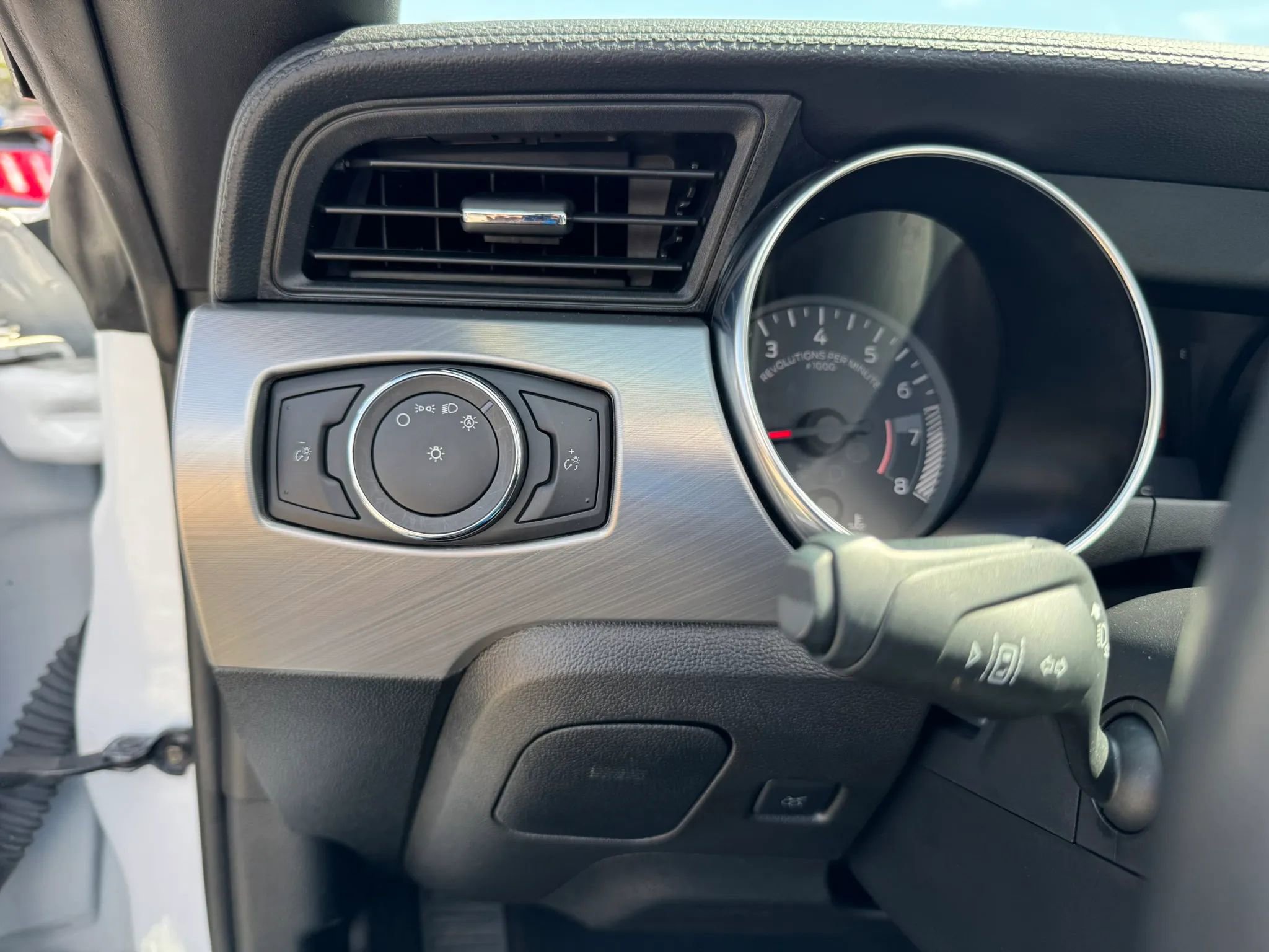 Used 2023 Ford Mustang Premium image 28