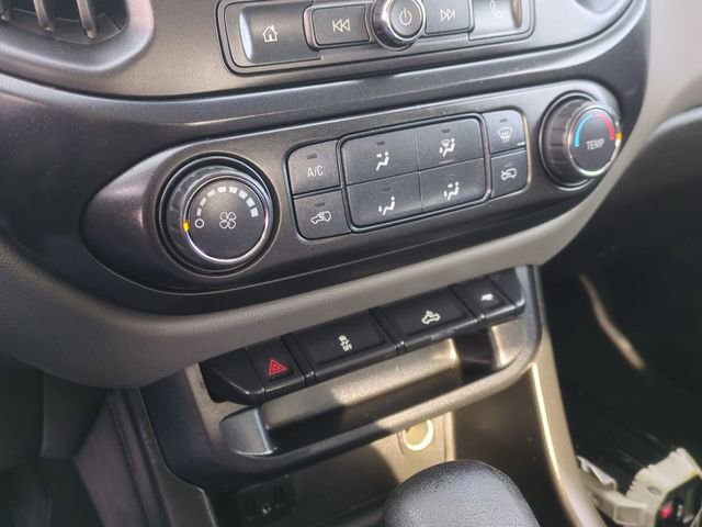 Used 2022 Chevrolet Colorado W/T w/ WT Convenience Package RWD image 25