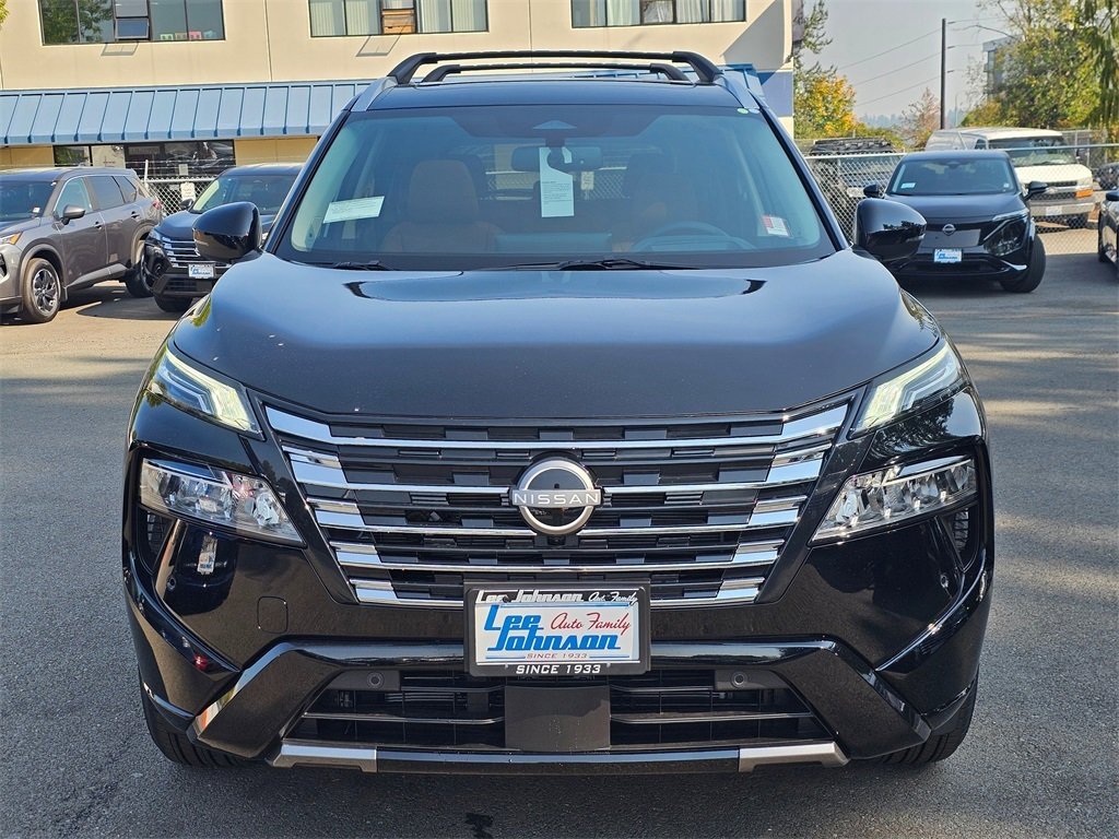 New 2026 Nissan Rogue Platinum image 2