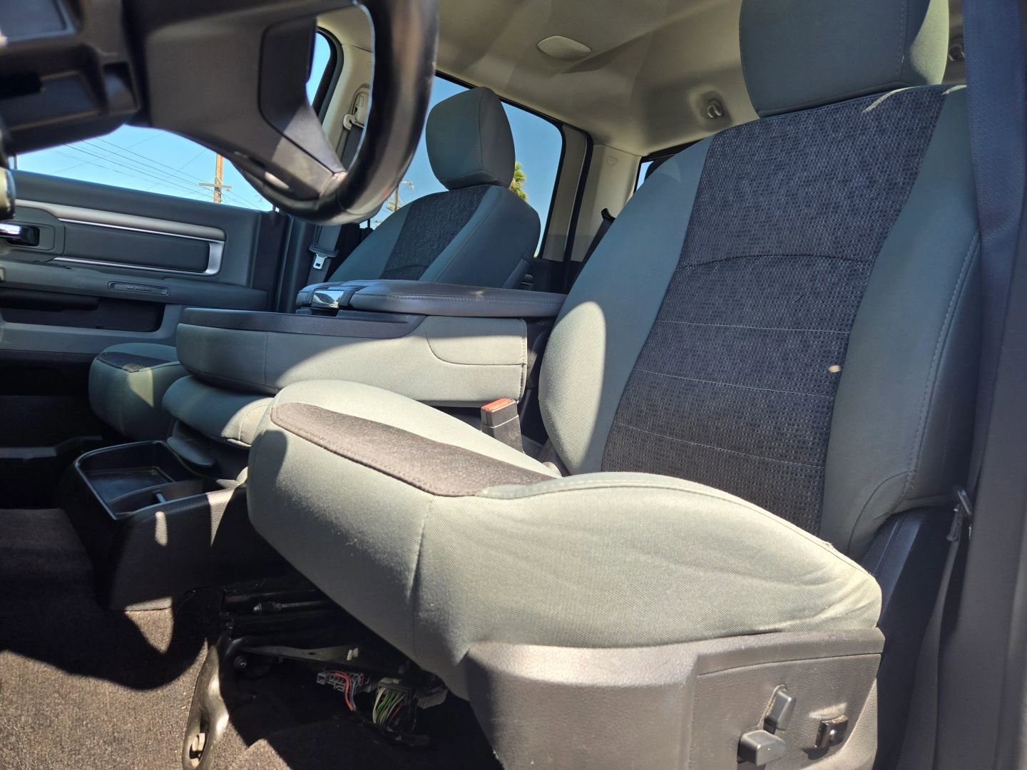 Used 2016 RAM 1500 Big Horn image 10