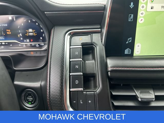 Used 2022 Chevrolet Suburban RST w/ Luxury Package AWD/4WD image 16